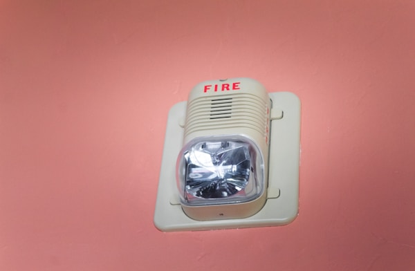 Should You Hire an Electrician Before You Sell Your Home? 2 img